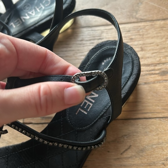 Chanel 2014 Interlocking CC Logo Gladiator Sandals - Picture 4 of 9